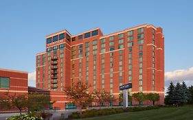 Courtyard By Marriott Ottawa East